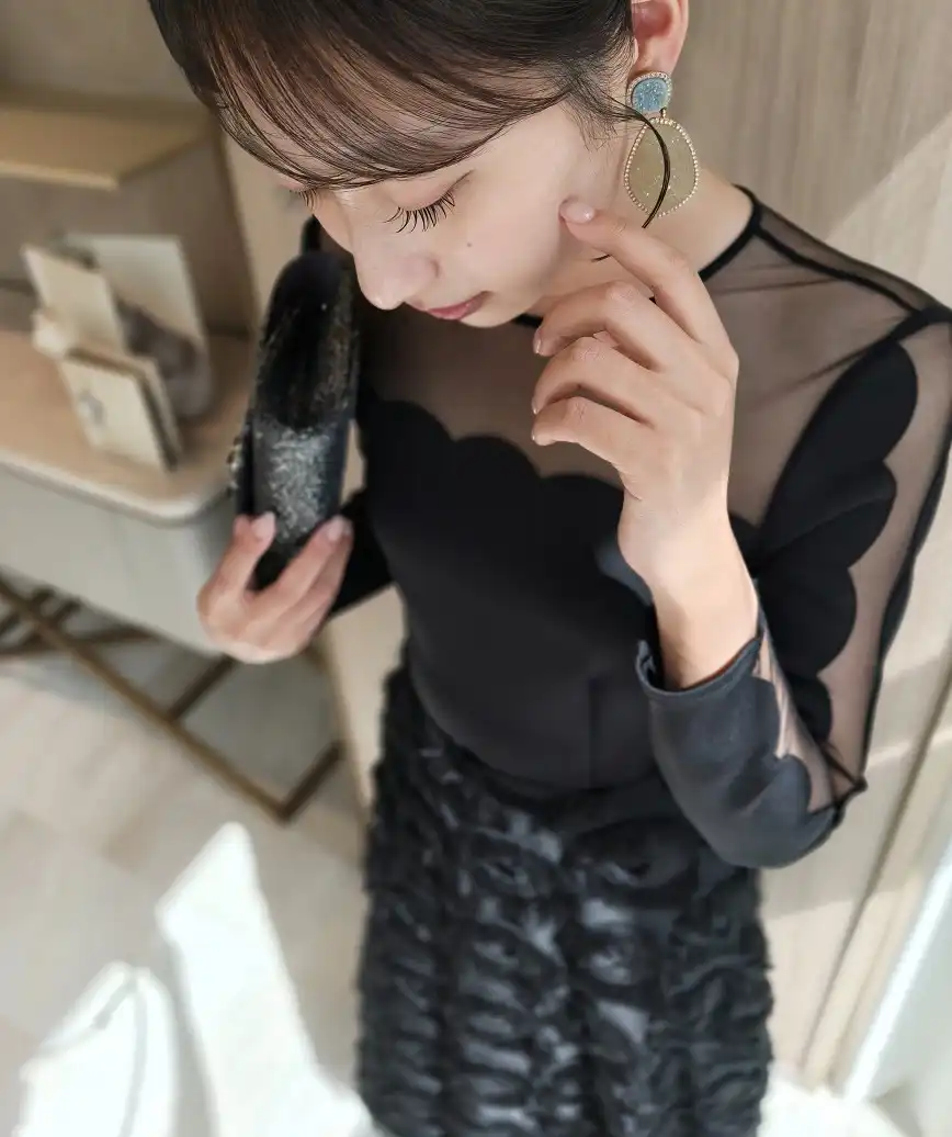 着用モデル：H162cm 7cmH靴 着用サイズ：S