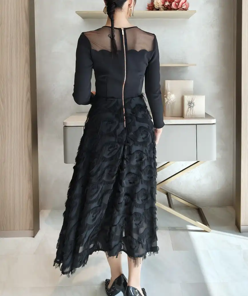 着用モデル：H162cm 7cmH靴 着用サイズ：S