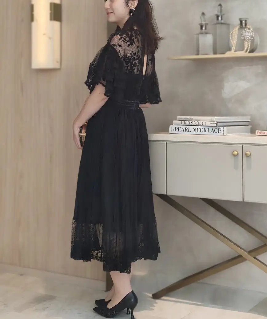 着用モデル：H157cm  着用サイズ：S-M