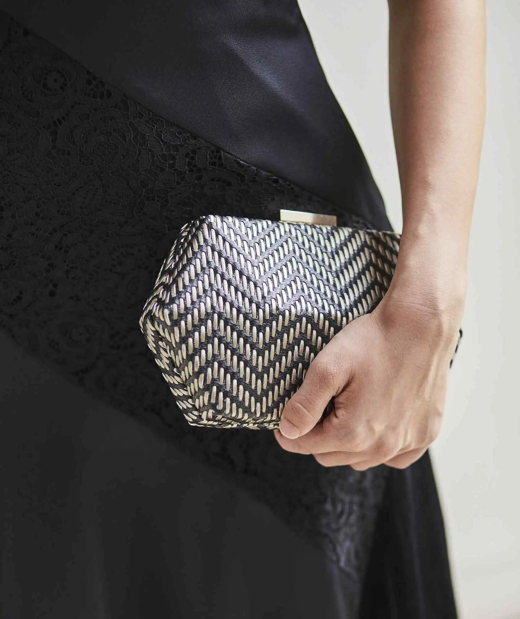 着用モデル：168cm