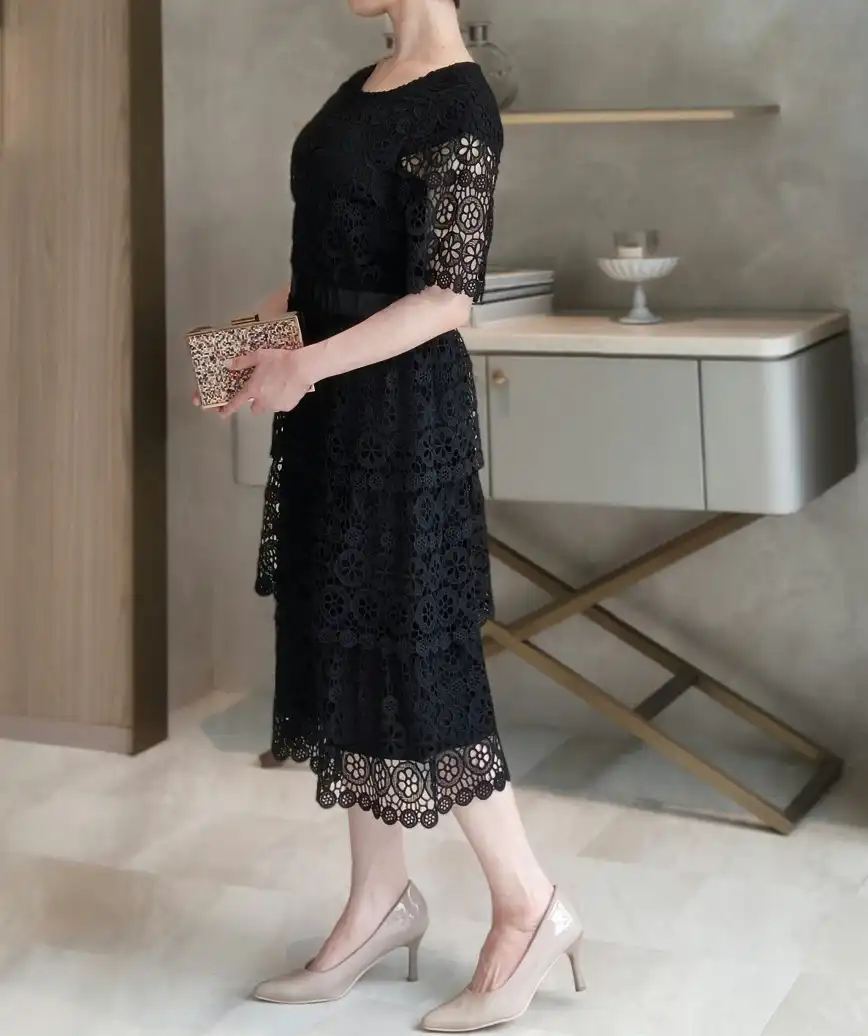 着用モデル：H160cm／着用サイズ：S-M／ヒール：7cm