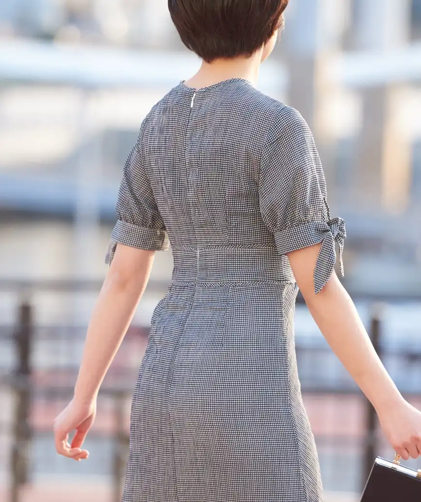 着用モデル：H162cm 着用サイズ：S