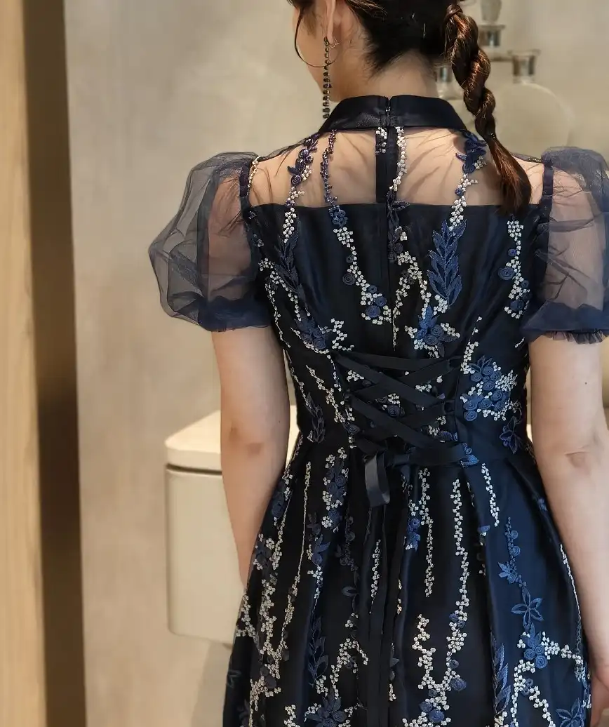 着用モデル：H157cm／着用サイズ：S／ヒール7cm