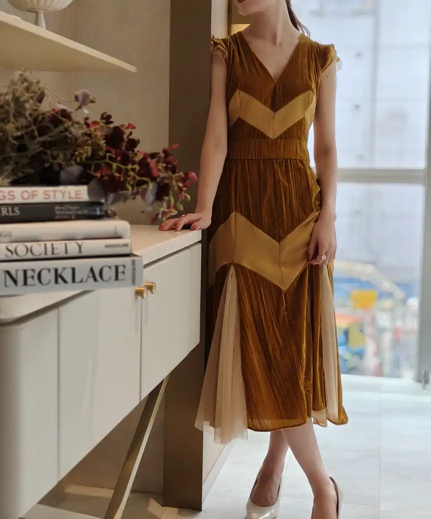 着用モデル：H164cm 7cmH靴 着用サイズ：S