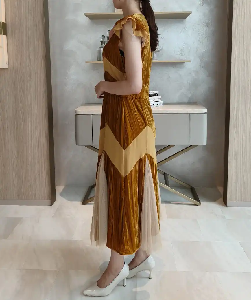 着用モデル：H164cm 7cmH靴 着用サイズ：S