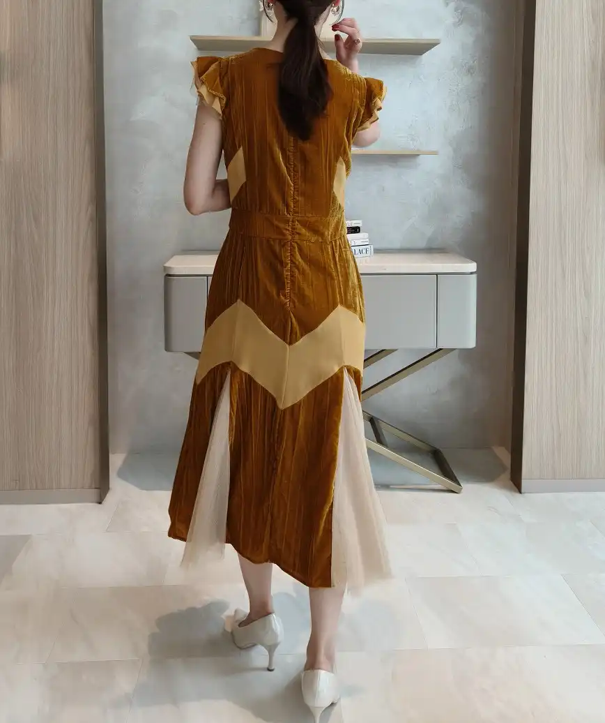 着用モデル：H164cm 7cmH靴 着用サイズ：S