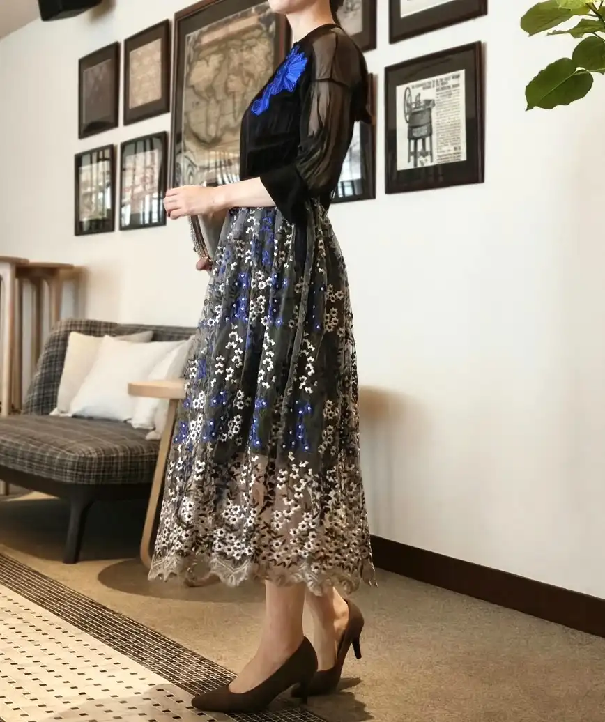 着用モデル：H164cm／着用サイズ：M／ヒール7cm