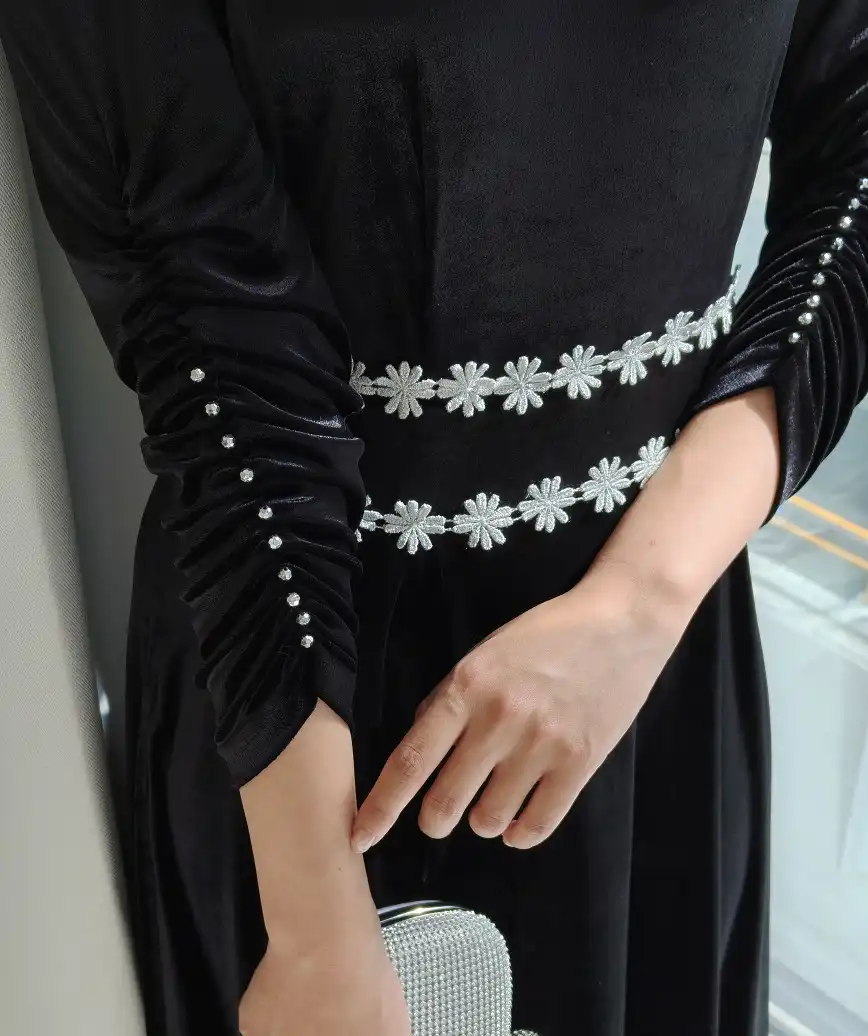 着用モデル：H162cm 7cmH靴 着用サイズ：S