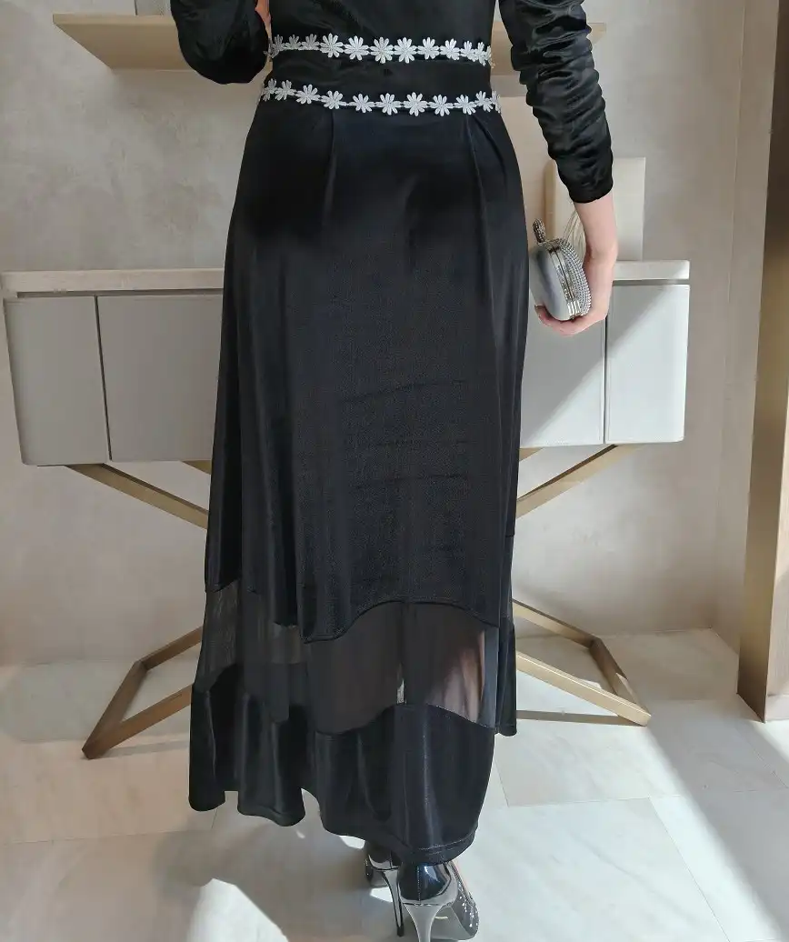 着用モデル：H162cm 7cmH靴 着用サイズ：S