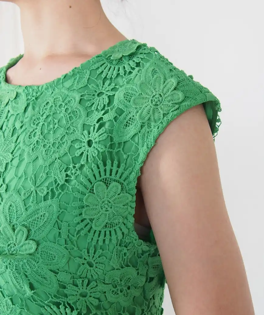 着用モデル：H167cm