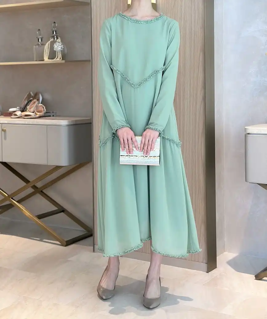 着用モデル：H167cm