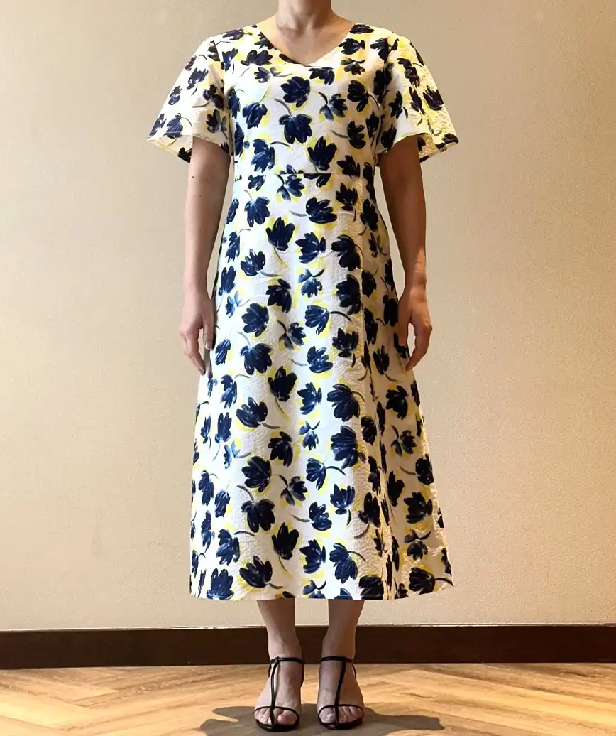 着用モデル：H165cm／体重：63kg／着用サイズM-Lサイズ