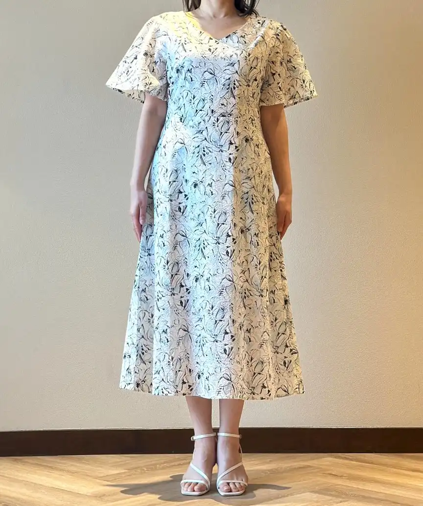 着用モデル：H165cm／体重：55kg／着用サイズM-Lサイズ