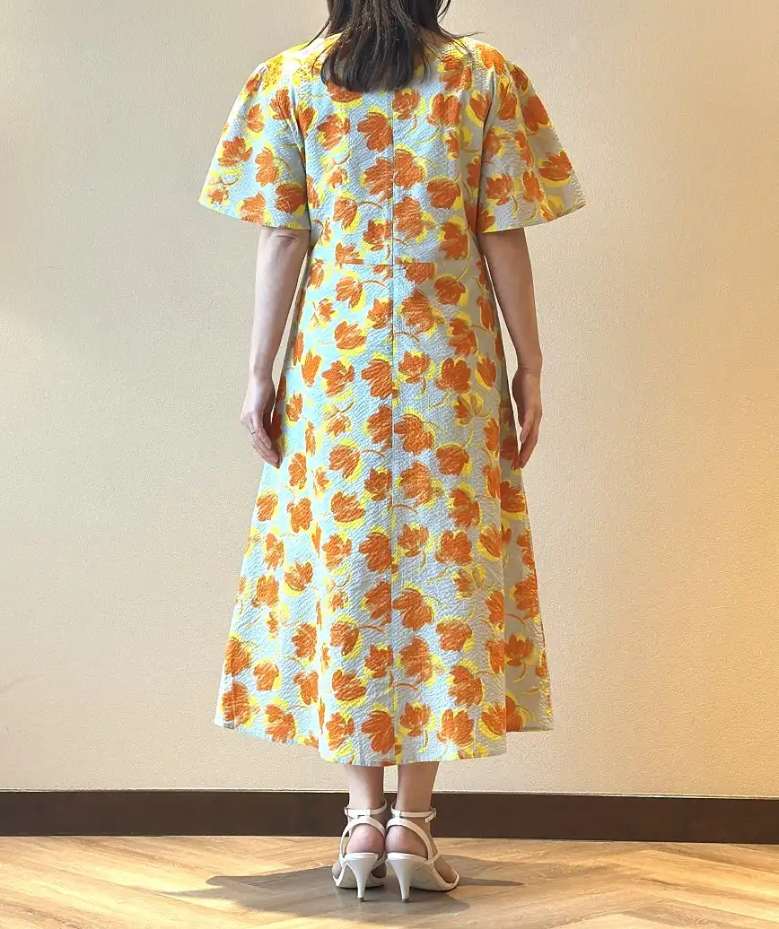 着用モデル：H165cm／体重：55kg／着用サイズL-XLサイズ