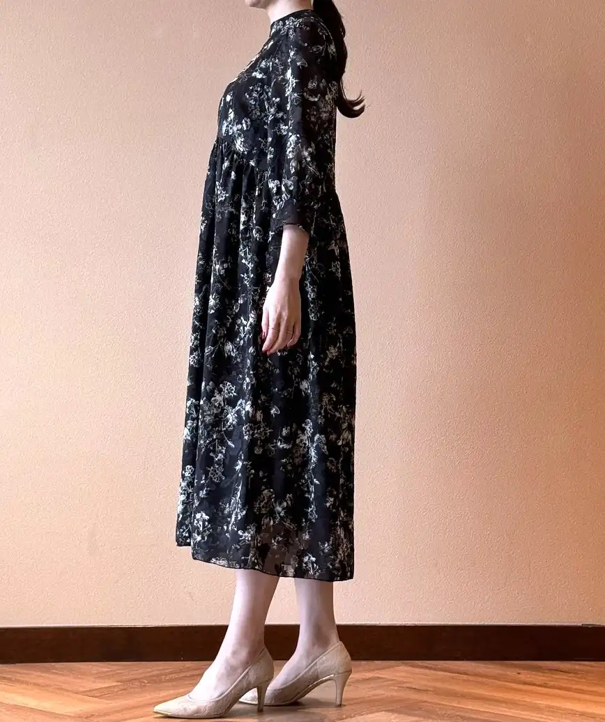 着用モデル：H164cm／着用サイズ：M／ヒール：7cm