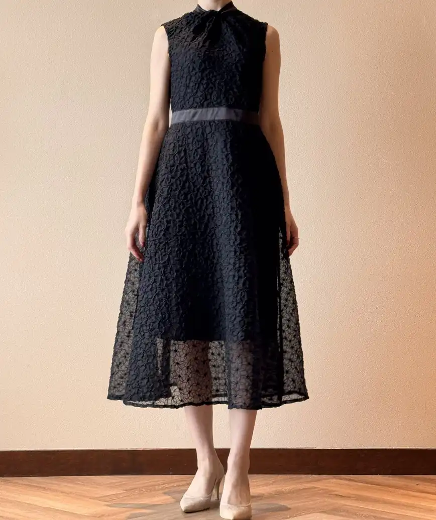 着用モデル：H164cm／着用サイズ：M／ヒール：7cm