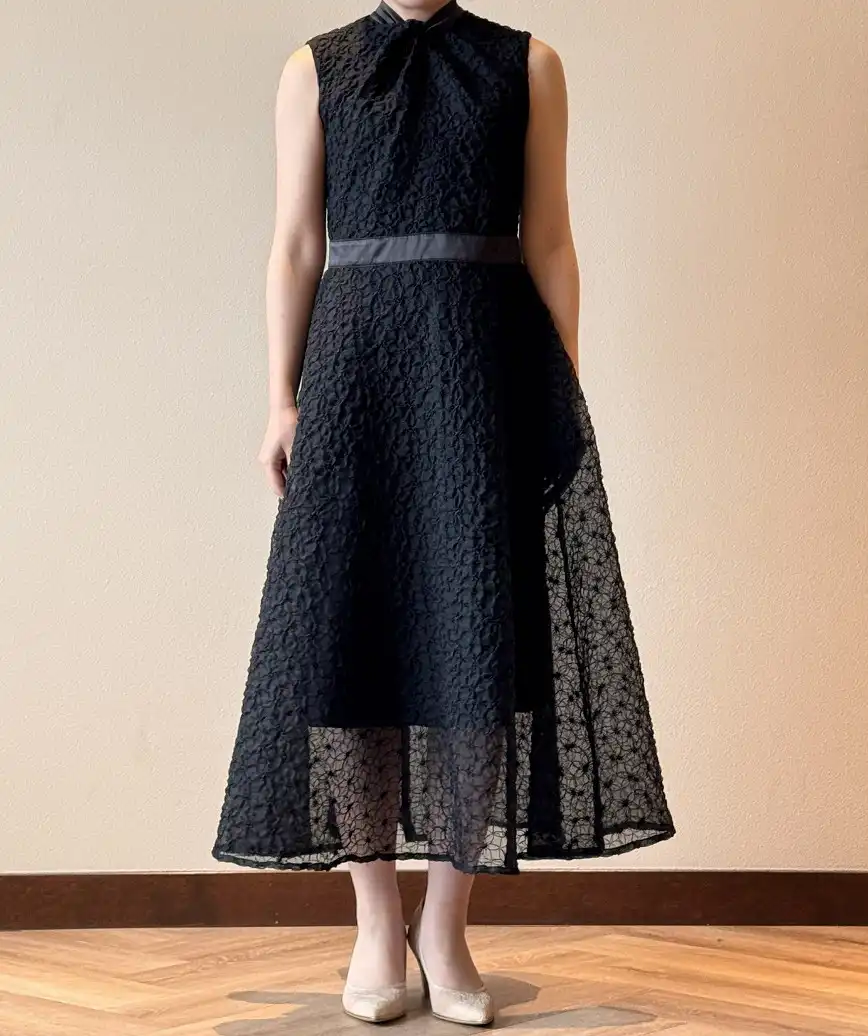 着用モデル：H152cm／着用サイズ：M／ヒール：7cm