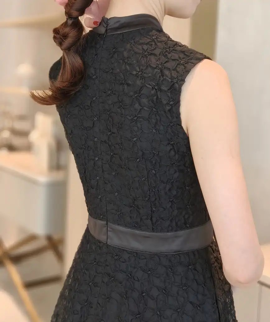 着用モデル：H164cm／着用サイズ：S