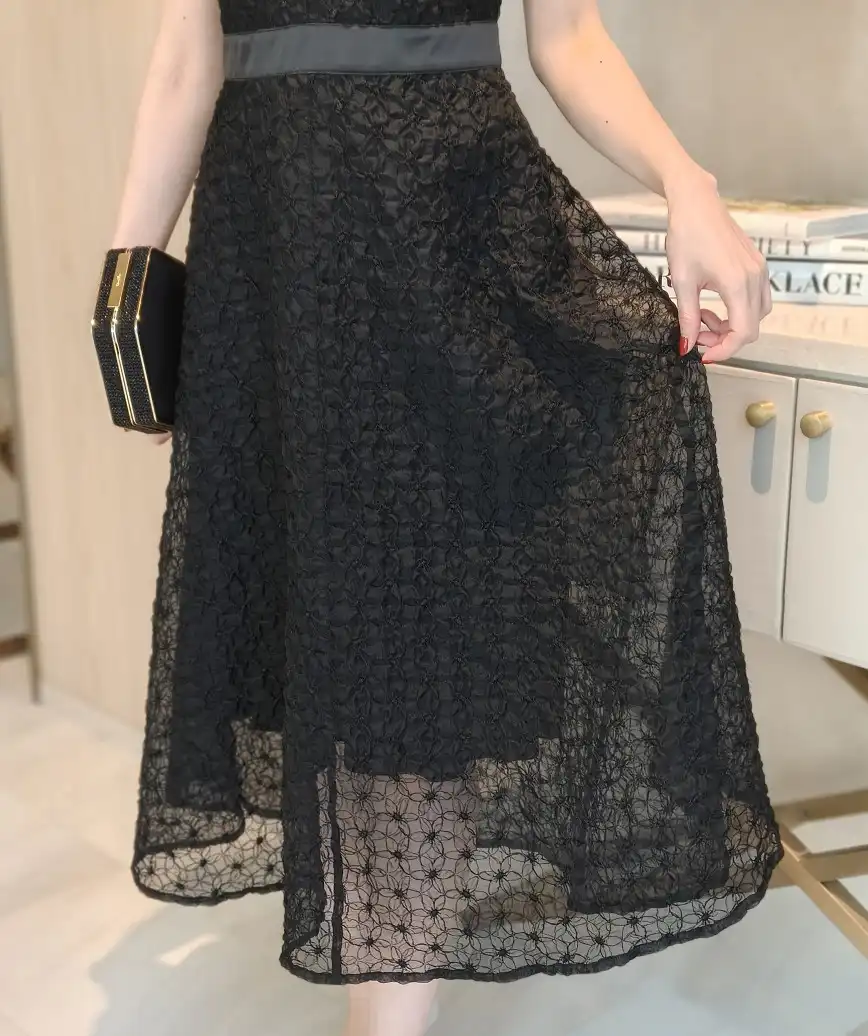 着用モデル：H164cm／着用サイズ：S