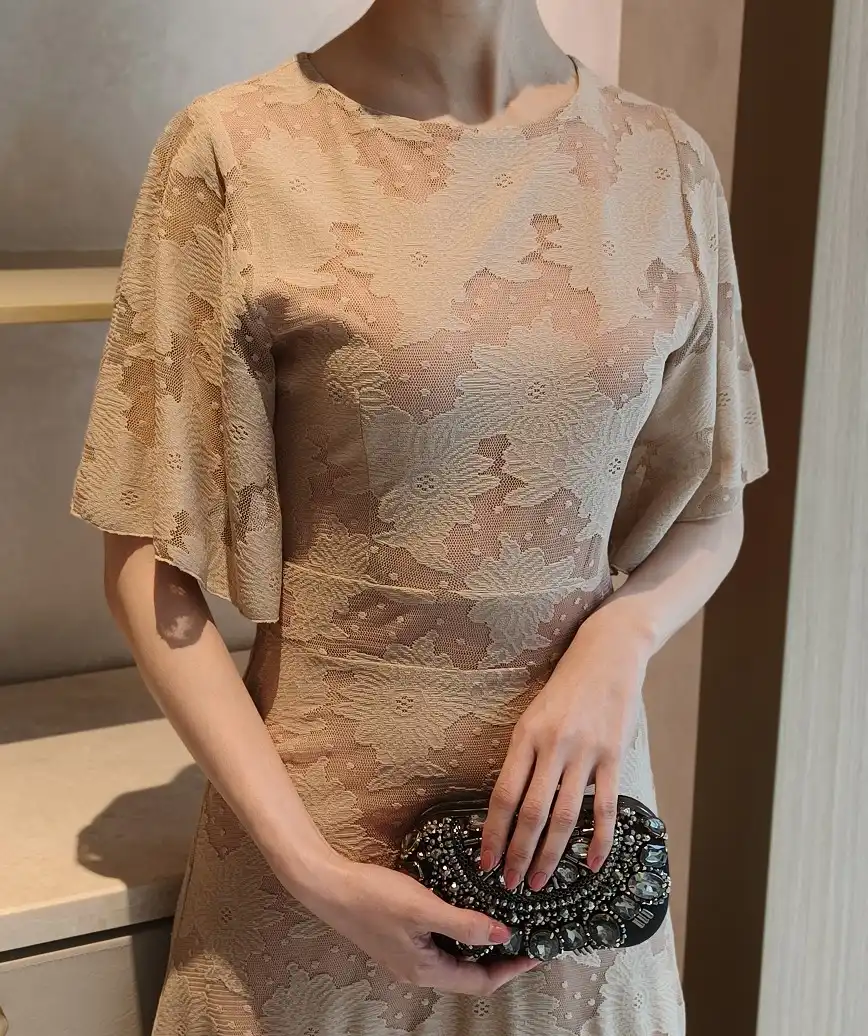 着用モデル：H164cm／着用サイズ：S／ヒール：7cm