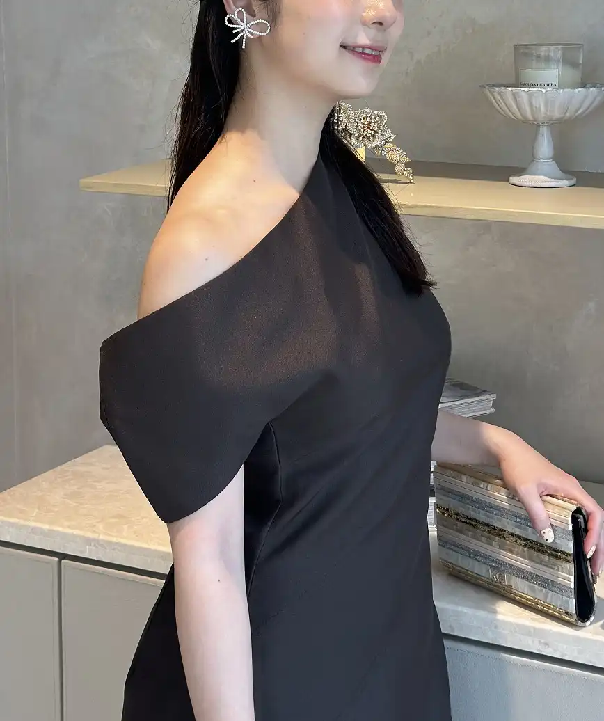 着用モデル：H154cm 7cmH靴 着用サイズ：S