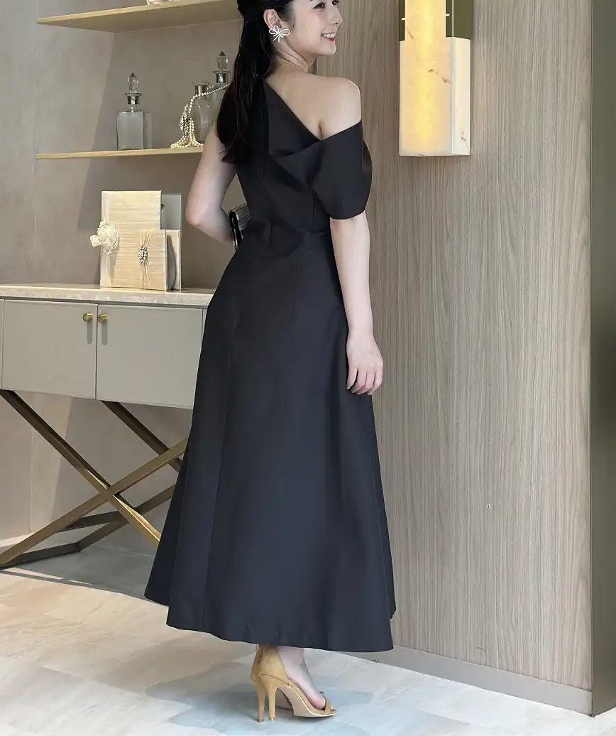 着用モデル：H154cm 7cmH靴 着用サイズ：S