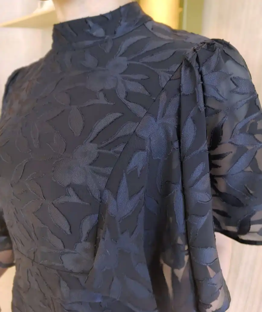 着用モデル：H164cm／着用サイズ：M