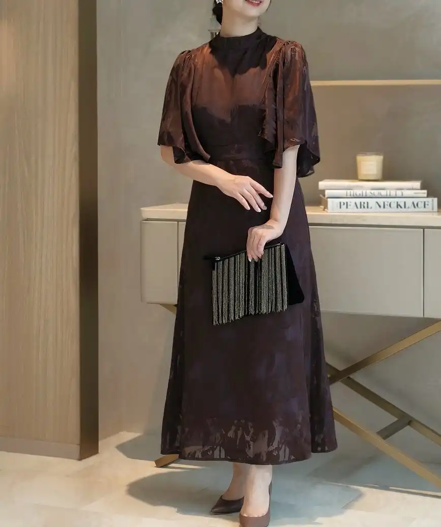 着用モデル：H157cm／着用サイズ：M／ヒール：9cm
