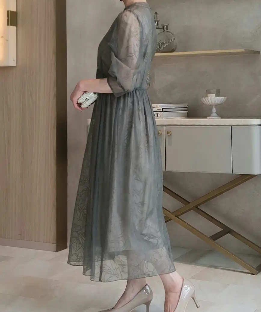 着用モデル：H160cm／着用サイズ：M／ヒール7cm