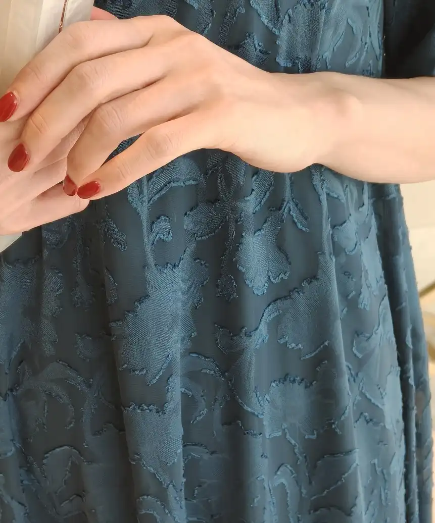 着用モデル：H164cm／着用サイズ：F