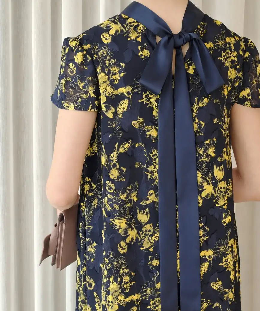 着用モデル：H164cm／着用サイズ：F