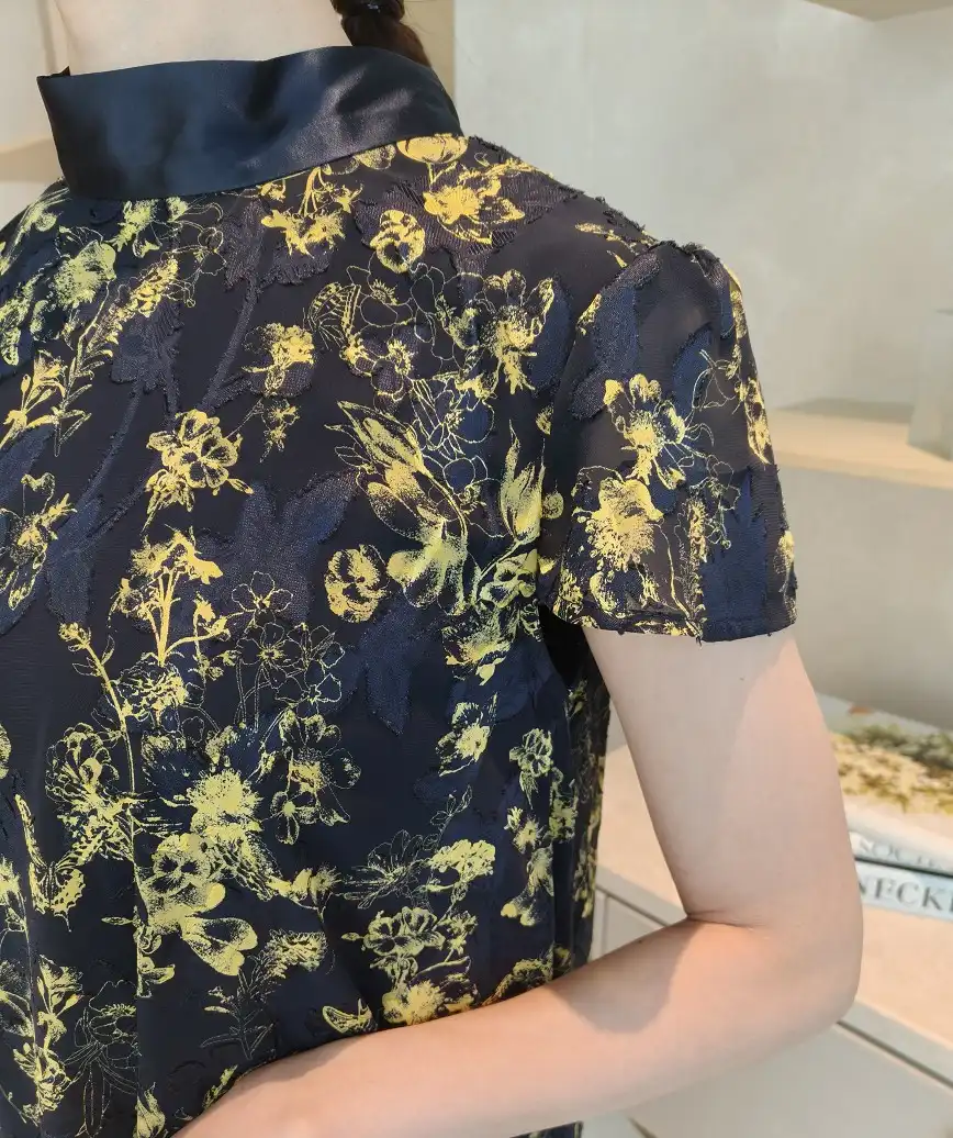 着用モデル：H164cm／着用サイズ：F