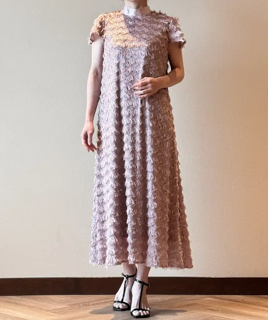 着用モデル：H157cm／着用サイズ：F／ヒール：10cm