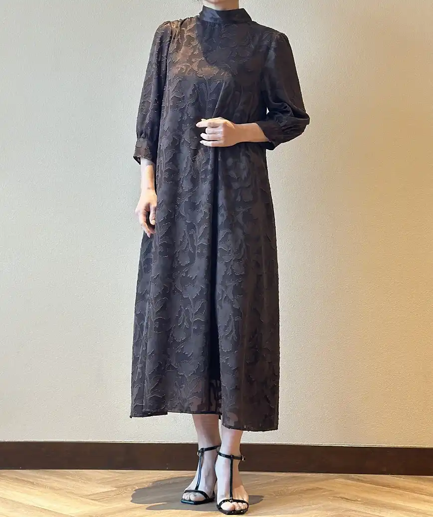 着用モデル：H157cm／着用サイズ：F／ヒール：10cm