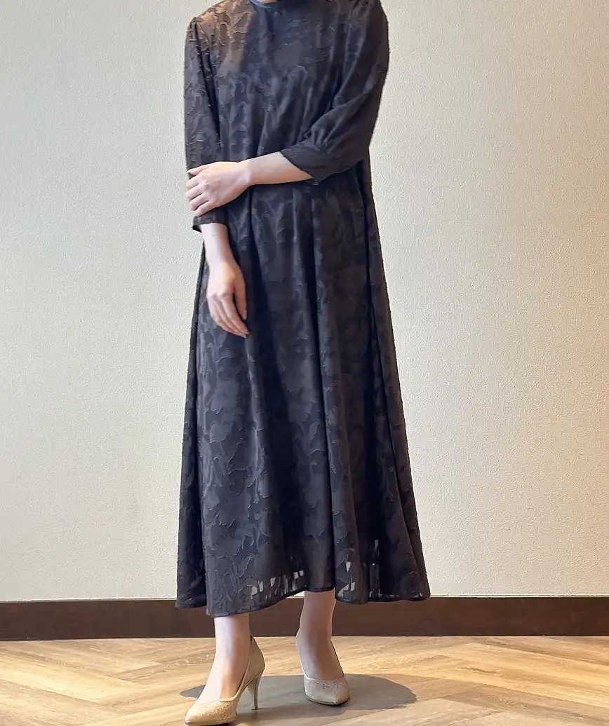 着用モデル：H152cm／着用サイズ：F／ヒール：7cm