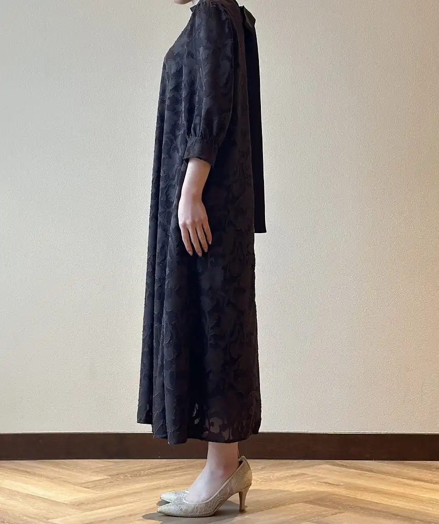 着用モデル：H152cm／着用サイズ：F／ヒール：7cm