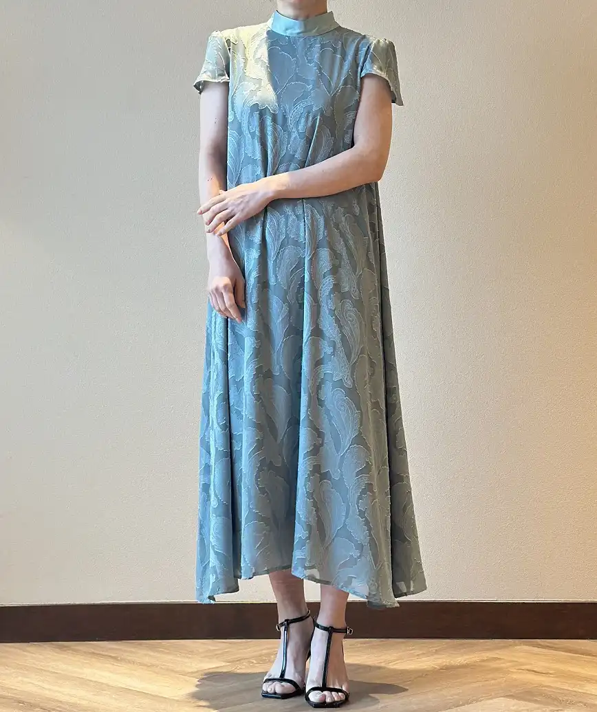 着用モデル：H157cm／着用サイズ：F／ヒール：10cm