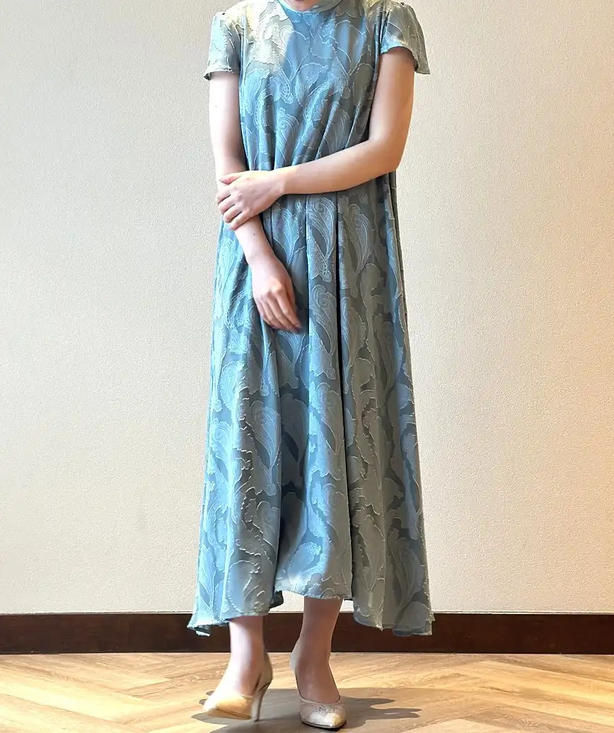 着用モデル：H152cm／着用サイズ：F／ヒール：7cm