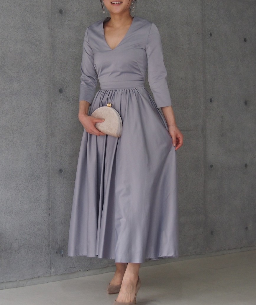 Ogレディライクaラインフレアミディアムドレス