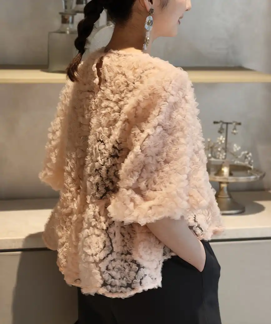 着用モデル：H157cm／着用サイズ：M