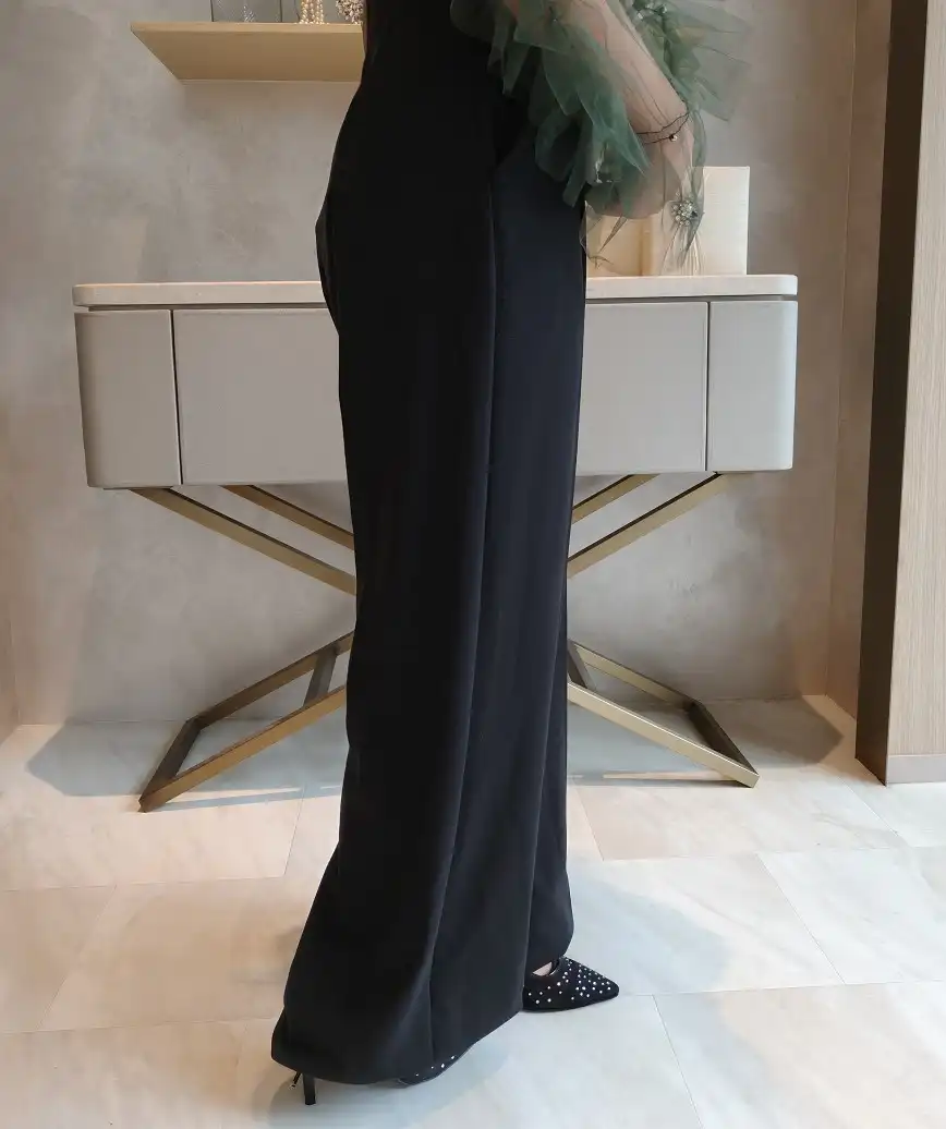 着用モデル：H162cm 7cmH靴 着用サイズ：S