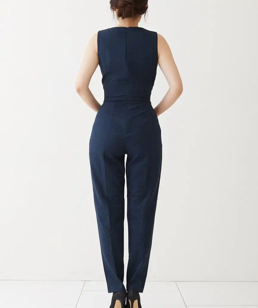 着用モデル：H167cm  着用サイズ：M