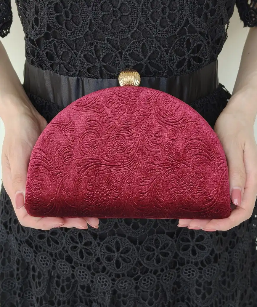 Velour Semicircle Cluth bag－Red